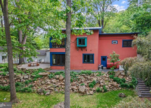 Property at 1420 Little Conestoga Rd, Glenmoore, PA 19343, 3 beds, 3.5 baths
