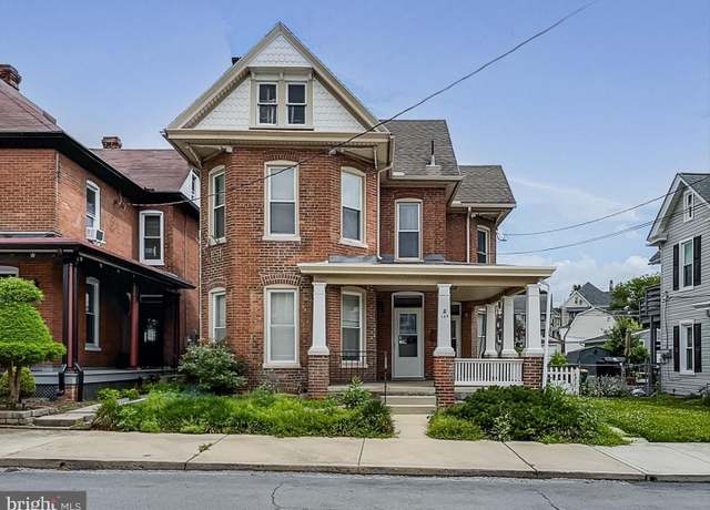 Property at 125 Snider Ave, Waynesboro, PA 17268, 5 beds