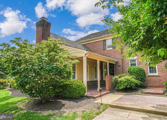 Property at 6631 Madison Mclean Dr, Mclean, VA 22101, 4 beds, 3.5 baths