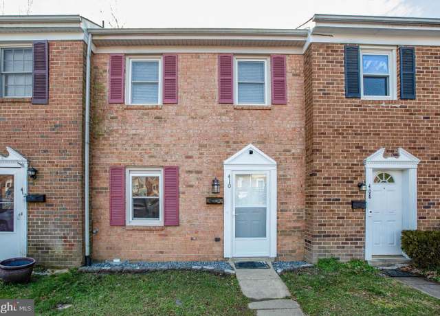 Property at 410 Olde Greenwich Cir, Fredericksburg, VA 22408, 3 beds, 1.5 baths