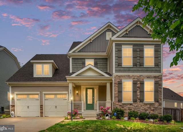 Property at 547 Apricot St, Stafford, VA 22554, 6 beds, 5.5 baths