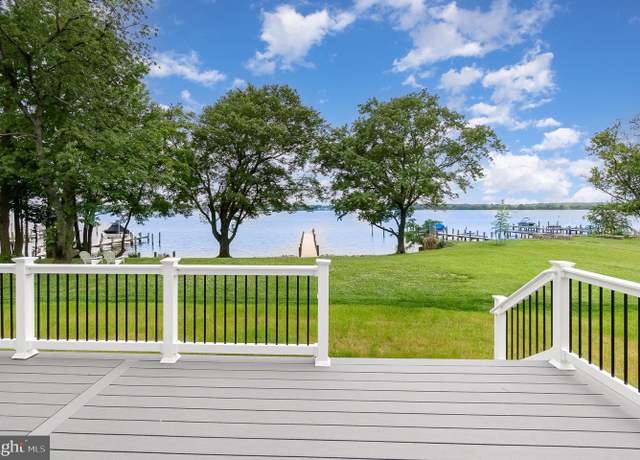Property at 934 Thompson Blvd, Essex, MD 21221, 5 beds, 4 baths