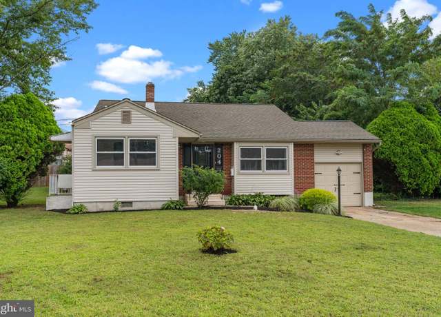 Property at 204 N Garden, Beverly, NJ 08010, 3 beds, 1.5 baths