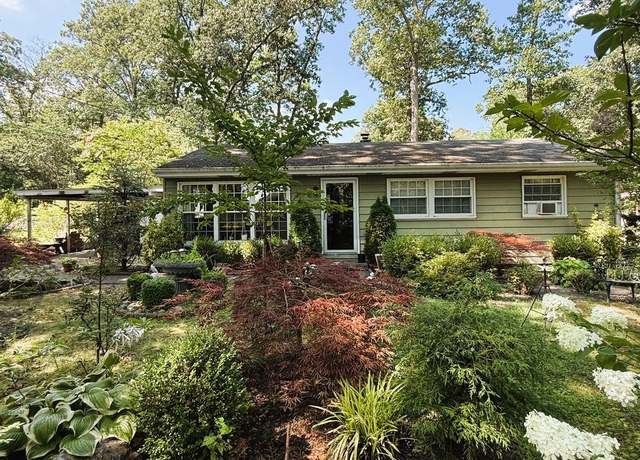 Property at 33 N West Dr, Bridgeton, NJ 08302, 3 beds, 1 bath