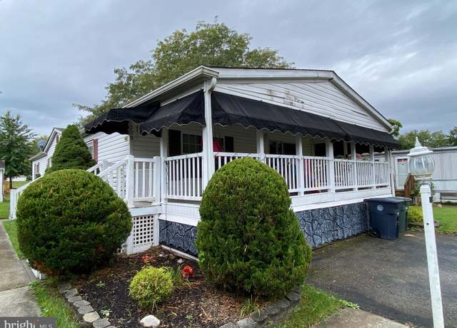 Property at 309 Texas Ave, Williamstown, NJ 08094, 3 beds, 2 baths