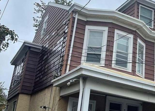 Property at 414 Commonwealth Ave, Trenton, NJ 08629, 4 beds, 1 bath