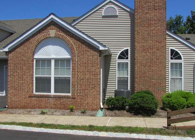 Property at 18 Woolsey Ct, Pennington, NJ 08534, 2 beds, 2 baths