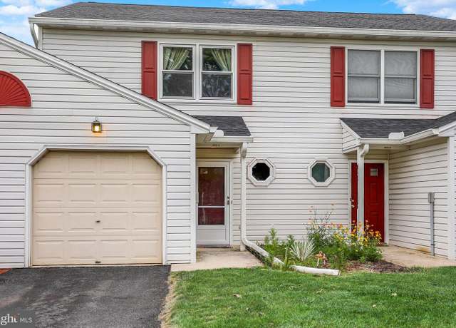 Property at 4713-A Charles Rd, Mechanicsburg, PA 17050, 3 beds, 2.5 baths