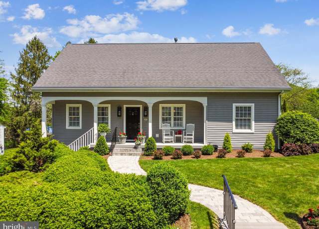 Property at 129 Norle St, State College, PA 16801, 4 beds, 2 baths