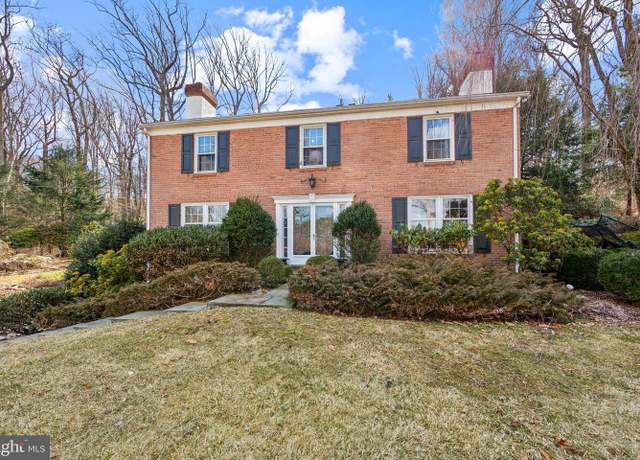 Property at 18 Fox Chase Rd, Malvern, PA 19355, 4 beds, 3 baths