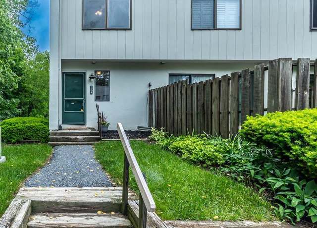 Property at 264 Summit House #264, West Chester, PA 19382, 2 beds, 1.5 baths