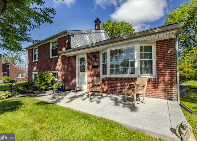 Property at 105 Lombardy Dr, Wallingford, PA 19086, 3 beds, 1.5 baths
