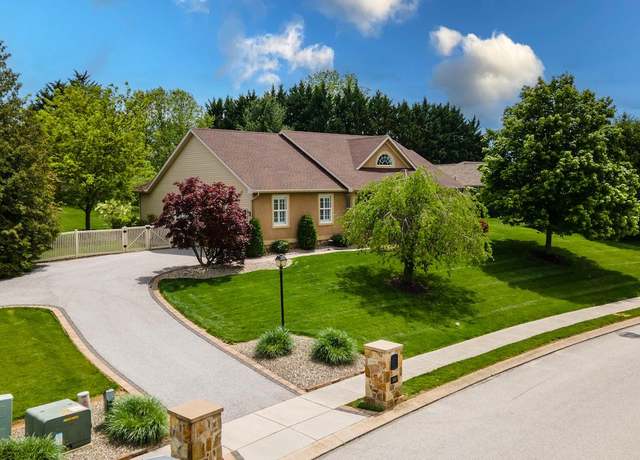 Property at 1222 Brian Ln, Hanover, PA 17331, 2 beds, 3 baths