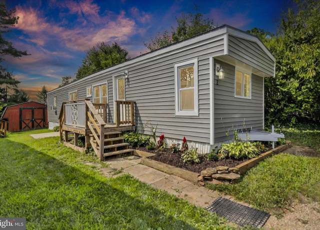 Property at 2 Windsor Acres, Windsor, PA 17366, 2 beds, 1.5 baths