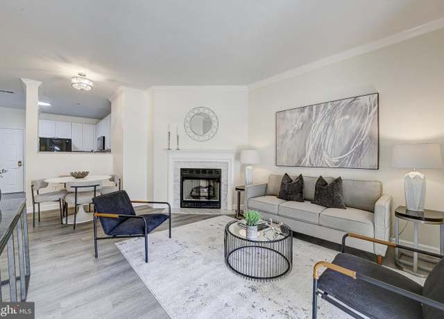Property at 2710 Bellforest Ct #101, Vienna, VA 22180, 2 beds, 1.5 baths