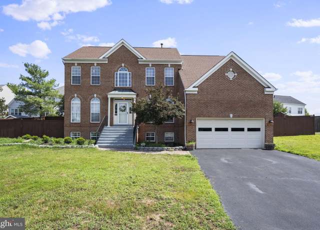 Property at 608 Talmadge Ct SE, Leesburg, VA 20175, 4 beds, 3.5 baths