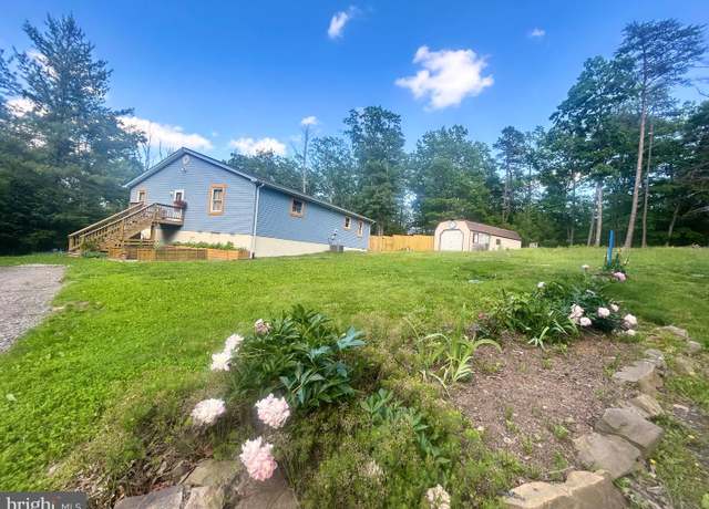 Property at 415 Rolly Rd, Mount Jackson, VA 22842, 4 beds, 2 baths