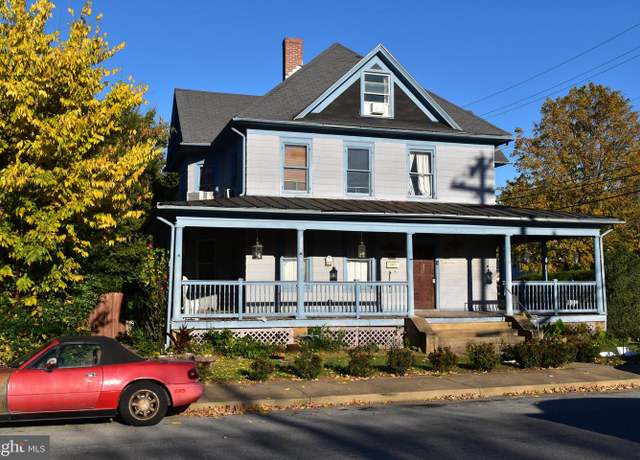 Property at 203 Chester St, Front Royal, VA 22630, 3 beds, 2 baths