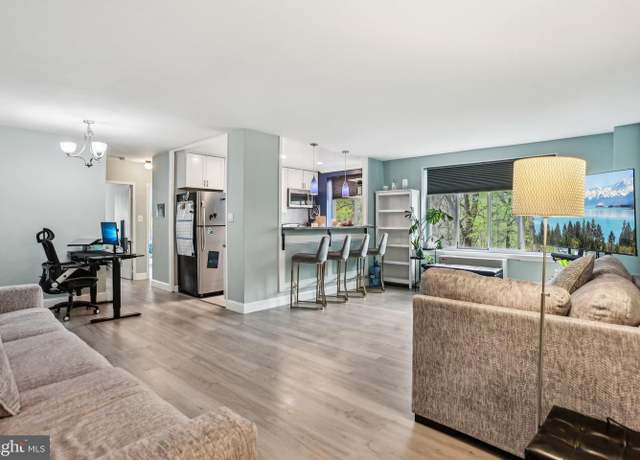 Property at 4100 W St NW #302, Washington, DC 20007, 2 beds, 1 bath