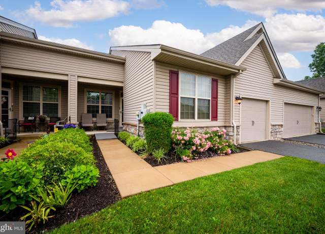 Property at 5 Fountainview Dr #23, Newark, DE 19713, 2 beds, 2 baths