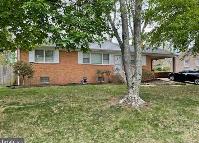 Property at 6105 Parkview Ln, Clinton, MD 20735, 5 beds, 3 baths