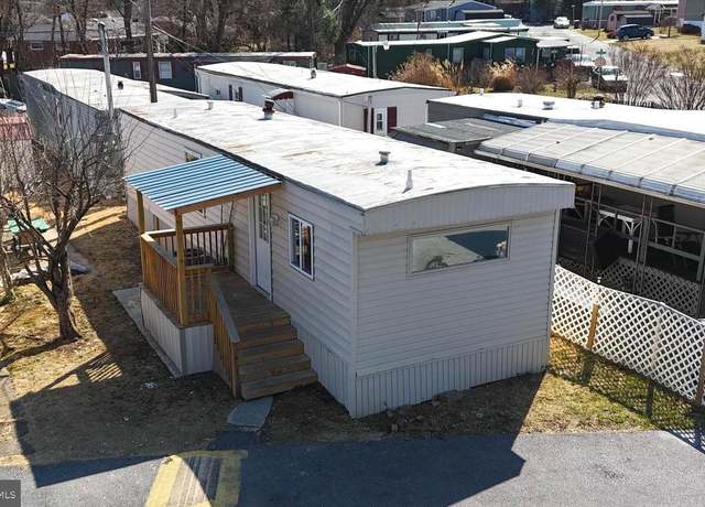 Property at 18605 Donald St, Hagerstown, MD 21742, 2 beds, 1 bath