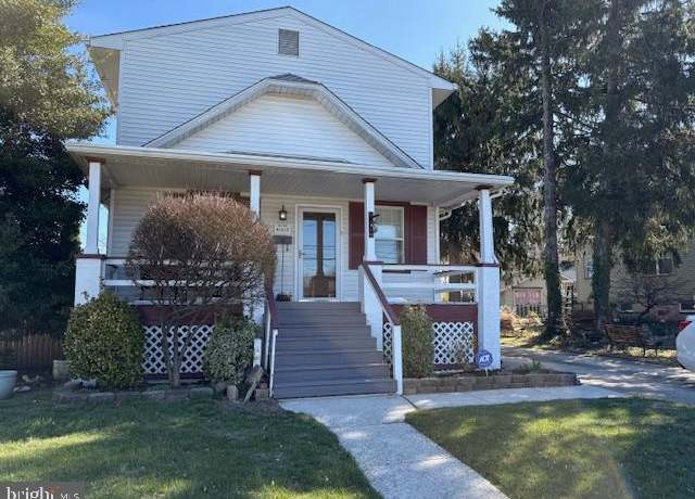 Property at 1417 High St, Burlington, NJ 08016, 2 beds, 1 bath