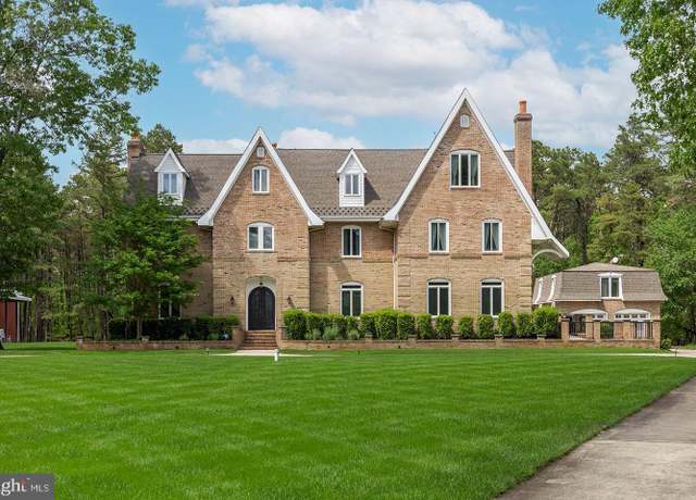 Property at 22 Grassy Lake Rd, Shamong, NJ 08088, 6 beds, 6.5 baths