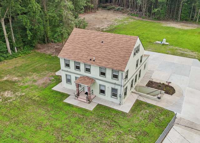 Property at 141 Arneys Mount Rd, Pemberton, NJ 08068, 8 beds, 5 baths