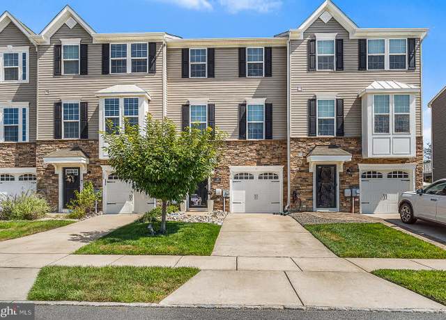 Property at 130 Meridian Ln, Sewell, NJ 08080, 3 beds, 2.5 baths