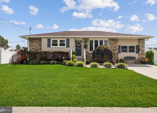 Property at 20 Brandywine Way, Hamilton, NJ 08690, 3 beds, 2 baths