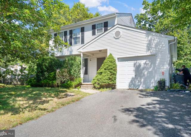 Property at 1174 Steamer Ave, Manahawkin, NJ 08050, 3 beds, 1.5 baths