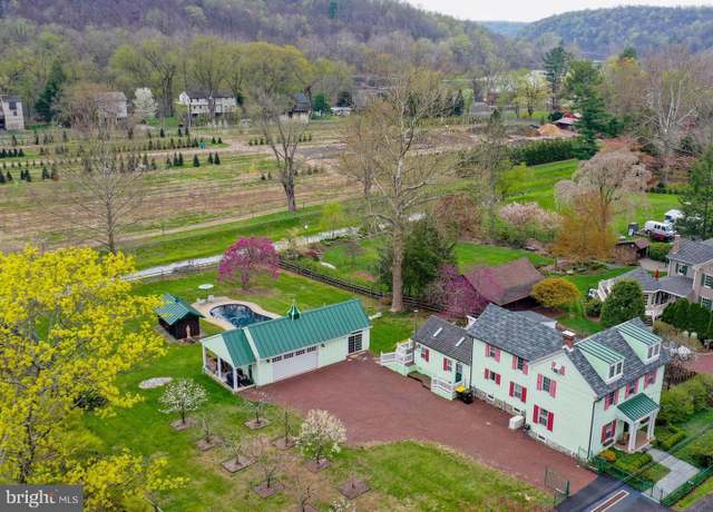 Property at 52 River Rd, Pipersville, PA 18947, 4 beds, 3 baths
