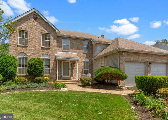 Property at 2737 Woodsview Dr, Bensalem, PA 19020, 4 beds, 2.5 baths