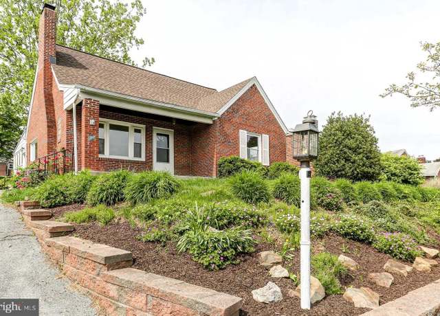 Property at 3208 Penbrook Ave, Harrisburg, PA 17109, 3 beds, 2 baths
