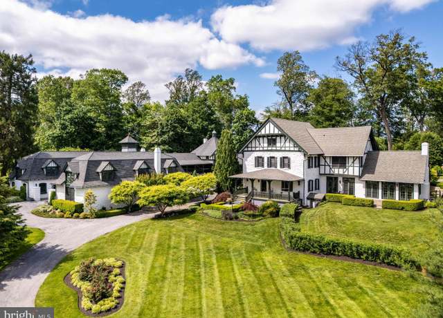 Property at 35 Harrison Dr, Newtown Square, PA 19073, 7 beds, 6.5 baths