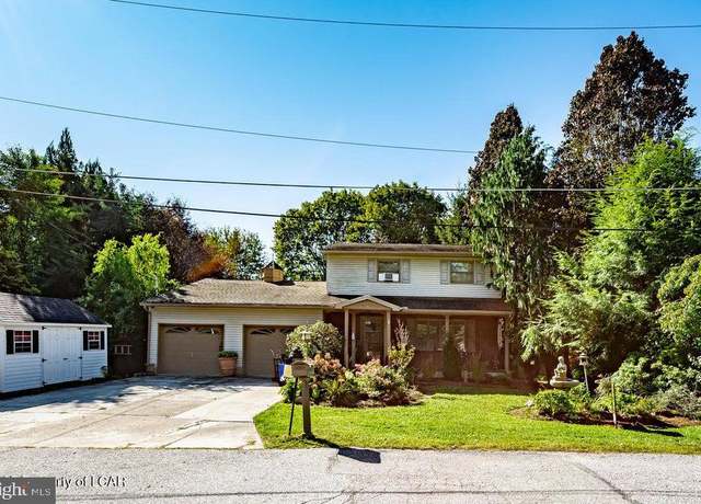 Property at 103 Smith Cir, Hazle Township, PA 18202, 3 beds, 2.5 baths