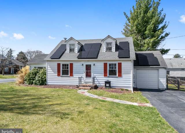 Property at 1117 Whitney Ave, Easton, PA 18045, 3 beds, 1.5 baths