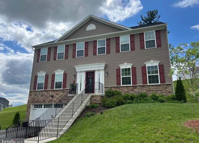 Property at 568 Monocacy Trl, Spring Grove, PA 17362, 4 beds, 3.5 baths