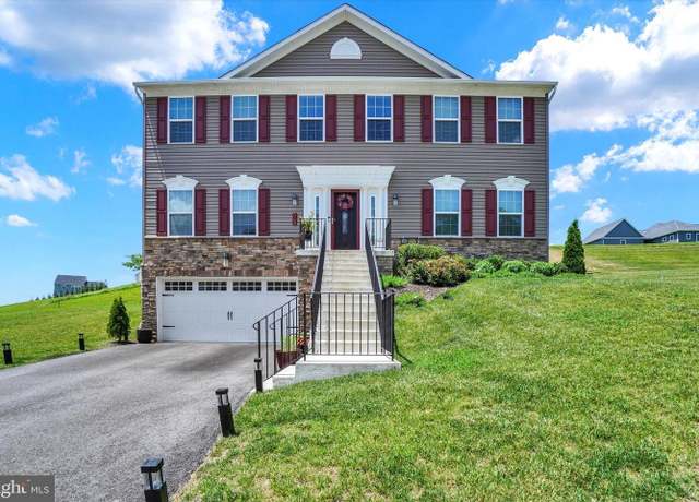 Property at 568 Monocacy Trl, Spring Grove, PA 17362, 4 beds, 3.5 baths
