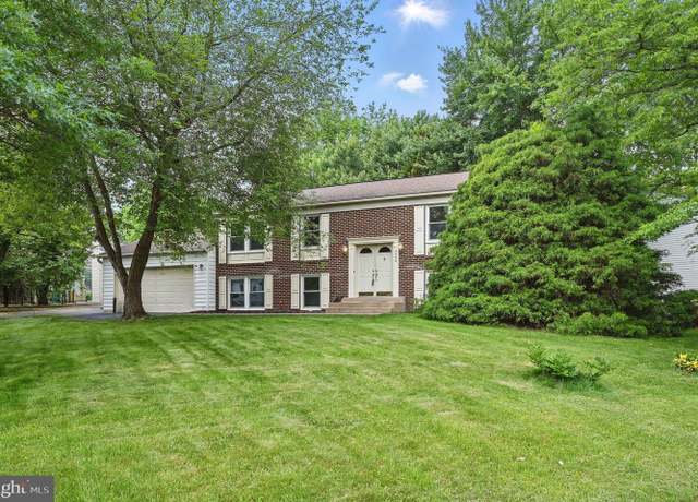 Property at 2456 Keele Dr, Herndon, VA 20171, 5 beds, 3 baths
