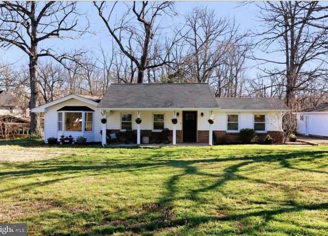 Property at 7620 Wiley Dr, Lorton, VA 22079, 4 beds, 2 baths