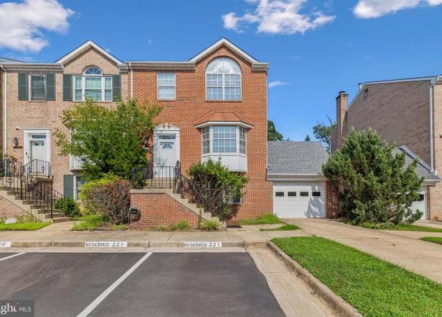 Property at 46609 Silhouette Sq, Sterling, VA 20164, 4 beds, 3.5 baths