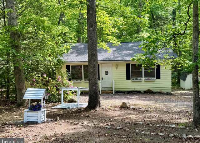 Property at 116 Monroe St, Locust Grove, VA 22508, 2 beds, 1.5 baths