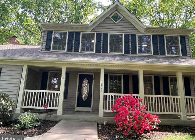 Property at 12947 Morning Dew Dr, Woodbridge, VA 22192, 4 beds, 3.5 baths