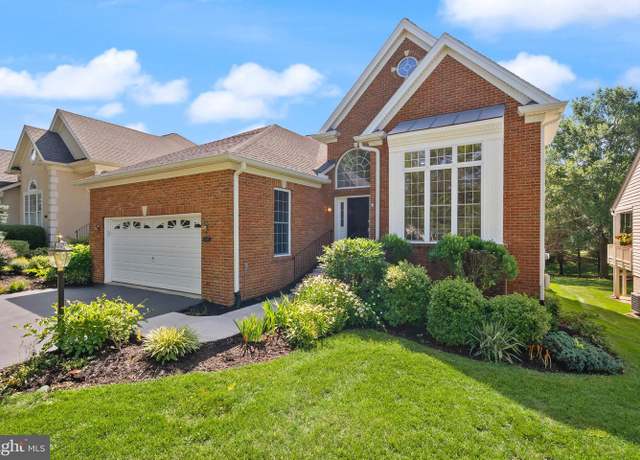 Property at 15515 Hagen Way, Haymarket, VA 20169, 4 beds, 4 baths