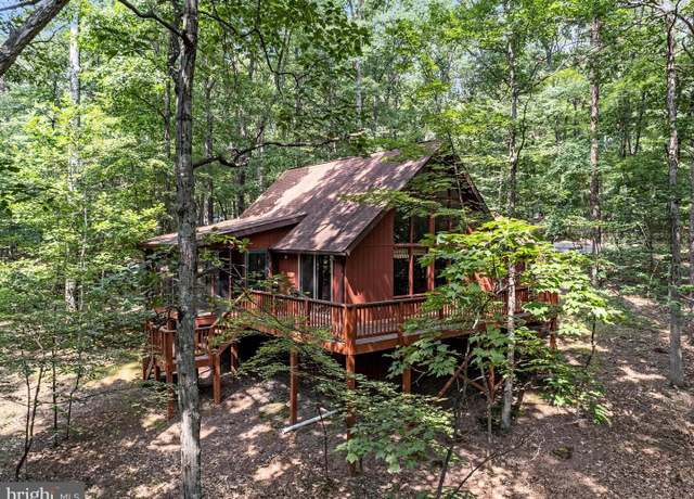 Property at 3 Ruffed Grouse Ln, Hedgesville, WV 25427, 2 beds, 2 baths