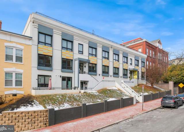 Property at 2422 17th St NW #306, Washington, DC 20009, 1 bed, 1 bath