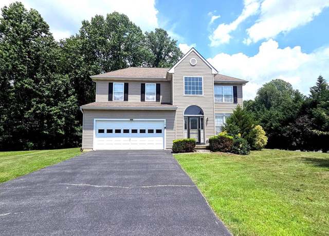 Property at 14 W Goldinger Rd, Dover, DE 19904, 4 beds, 2 baths