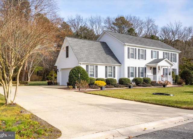 Property at 166 E Mill Pond Dr, Selbyville, DE 19975, 4 beds, 2.5 baths